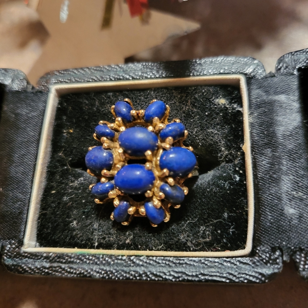 14k lapis lazuli vintage ring size 6 grab it!